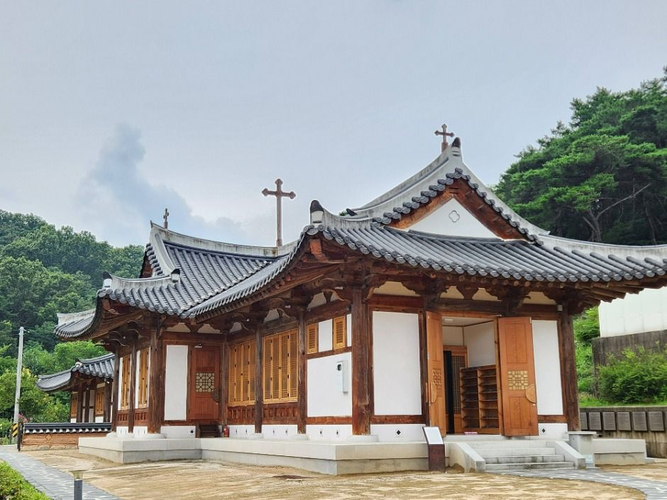 순교자 이선이 엘리사벳 묘소