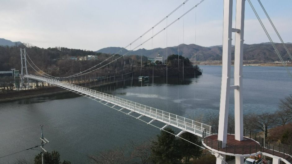 출렁다리 주변 공원